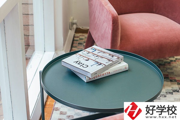 懷化啟航衛(wèi)生學(xué)校護(hù)理專業(yè)好不好？學(xué)費(fèi)貴嗎？