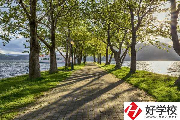 湖南瀟湘信科技工學(xué)校如何？有哪些資助政策？