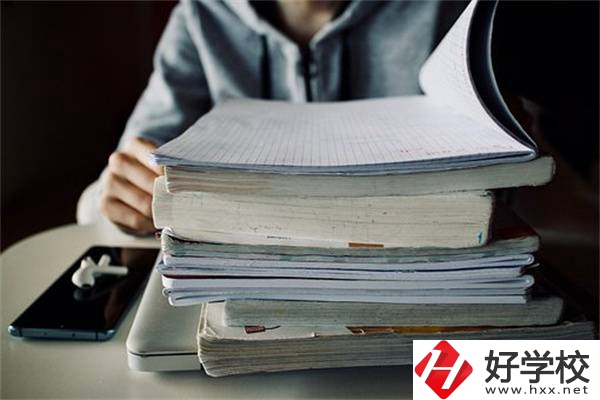長(zhǎng)沙民辦高中值不值得讀？條件一般的話讀什么學(xué)校好？