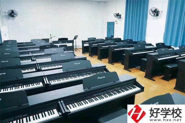 邵陽有什么辦學(xué)條件比較好的中專？宿舍怎么樣？