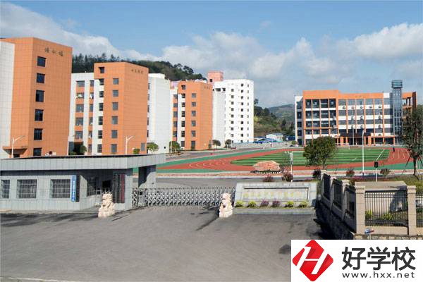 湘西州鳳凰縣有哪些中專學(xué)校？都有哪些專業(yè)？