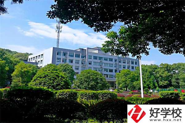 邵陽市機(jī)電職業(yè)技術(shù)學(xué)校的師資力量怎么樣？