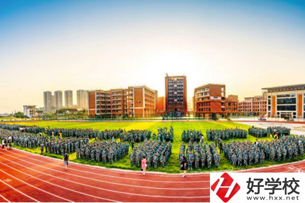 新化縣楚怡工業(yè)學(xué)校有升學(xué)班嗎？升學(xué)率是多少？