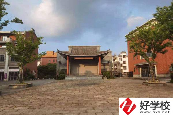 長(zhǎng)沙科技工程學(xué)校辦學(xué)怎么樣？學(xué)校就業(yè)有保障嗎？