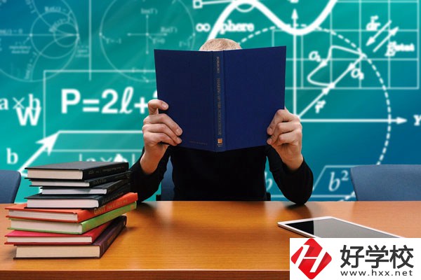 長(zhǎng)沙南方職院有哪些熱門專業(yè)？教育模式有何特色？