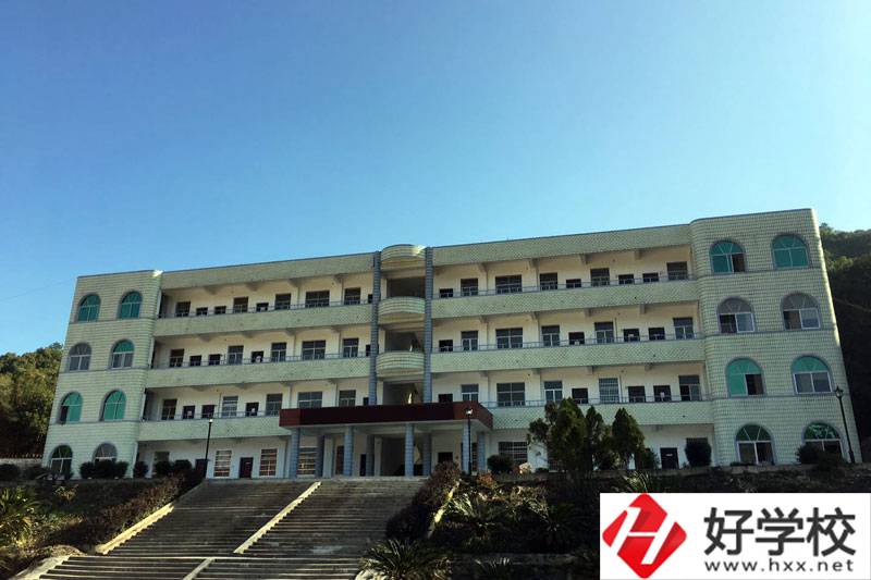 岳陽市新青年職業(yè)技術(shù)學(xué)校就業(yè)情況如何？