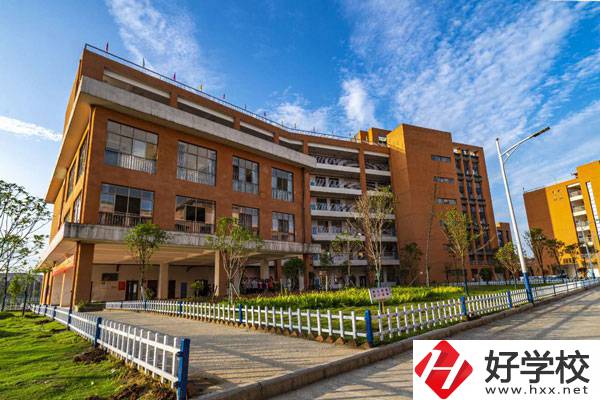 婁底的公辦職高是哪些？有什么辦學(xué)特色？