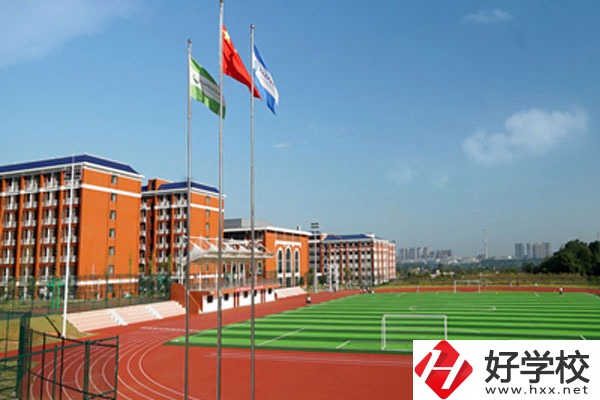 湖南醫(yī)藥職業(yè)中專有哪些招生專業(yè)，報考要求是什么？