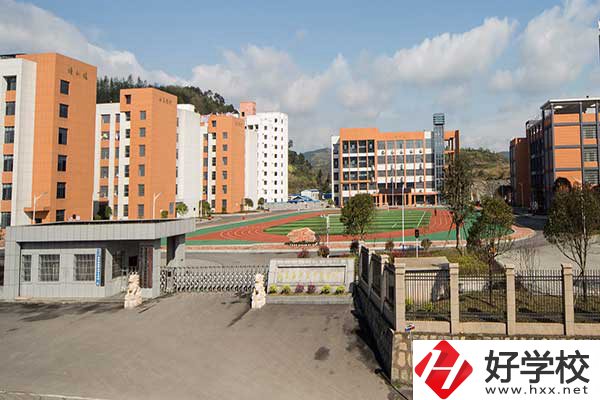 想在湘西學(xué)習(xí)美發(fā)與形象設(shè)計(jì)專(zhuān)業(yè)，可以看看這所學(xué)校