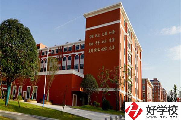 寧鄉(xiāng)的民辦職高有哪些？學費標準是多少？