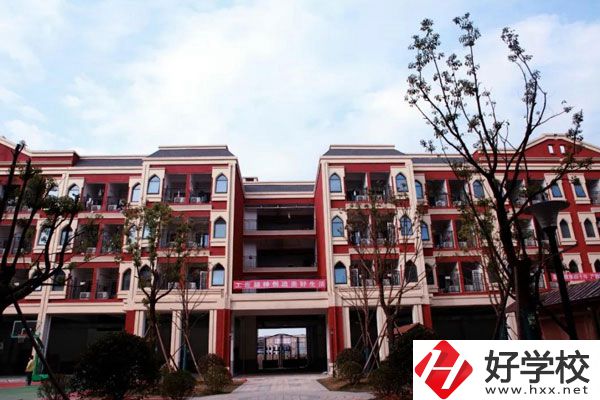 長沙湘麓醫(yī)藥中等職業(yè)技術(shù)學(xué)校中藥專業(yè)怎么樣？