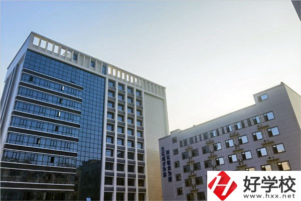 湖南智云技工學校怎么樣？有什么優(yōu)勢？