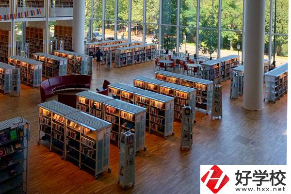 永州市綜合職業(yè)中等專(zhuān)業(yè)學(xué)校有什么專(zhuān)業(yè)？