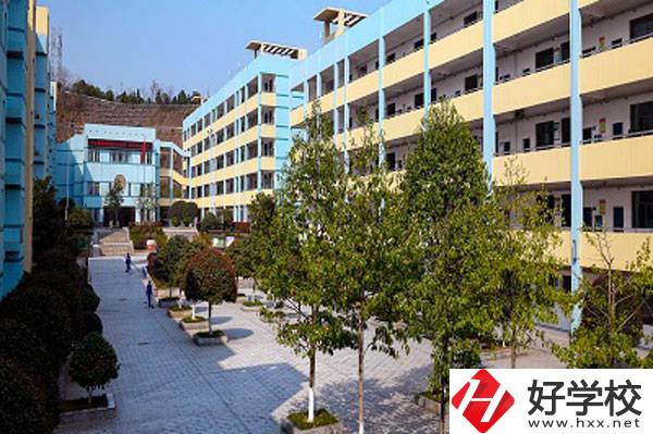 成績一般想上湖南的中專院校，有哪些學(xué)?？蛇x？