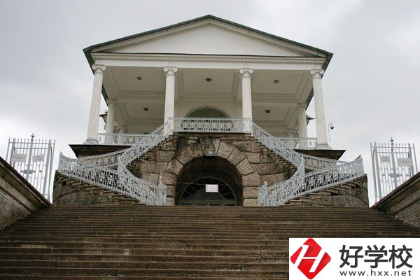 株洲排名靠前的重點(diǎn)中專推薦，學(xué)校師資力量如何？