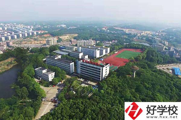 湘潭技師學(xué)院是技校還是中專？師資力量怎么樣？