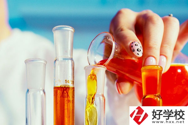 永州湘南旅游學(xué)校環(huán)境怎么樣？宿舍好不好？