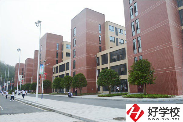 益陽(yáng)最好的職高學(xué)校有哪些？職高學(xué)校怎么樣？