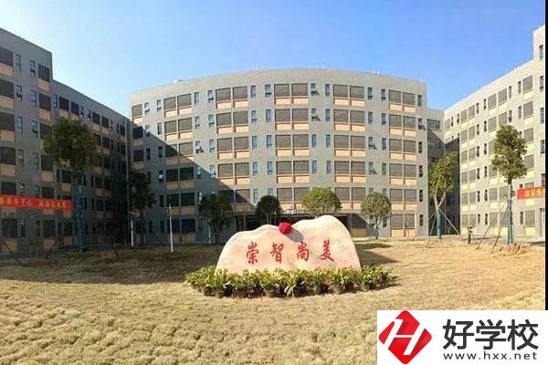 株洲計算機幼兒師范.jpg
