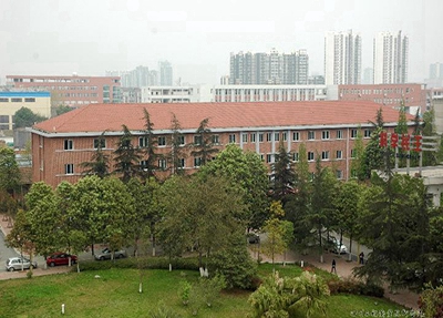 2025保定工業(yè)學(xué)校開(kāi)設(shè)的專業(yè)一覽表